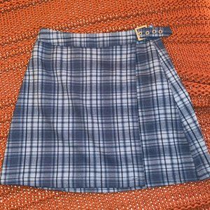 BRANDY MELVILLE BLUE PLAID SKIRT!
